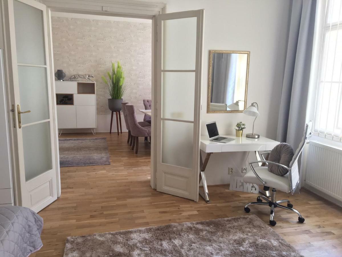 New Design & Style Apartment Old Town Xxl 布拉格 外观 照片